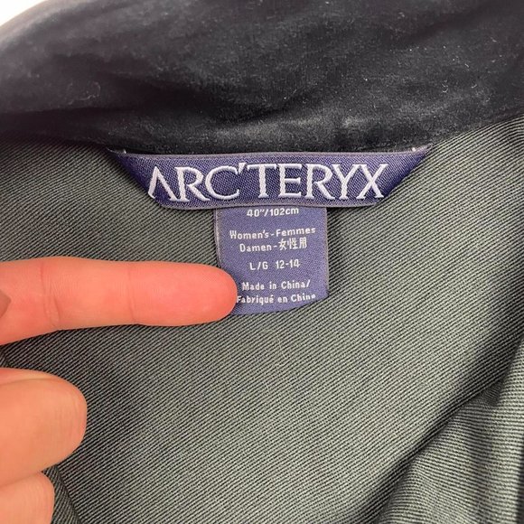 Arc'teryx Black Long Sleeved Full Zip Jumper Size Womens L - Picture 3 of 3